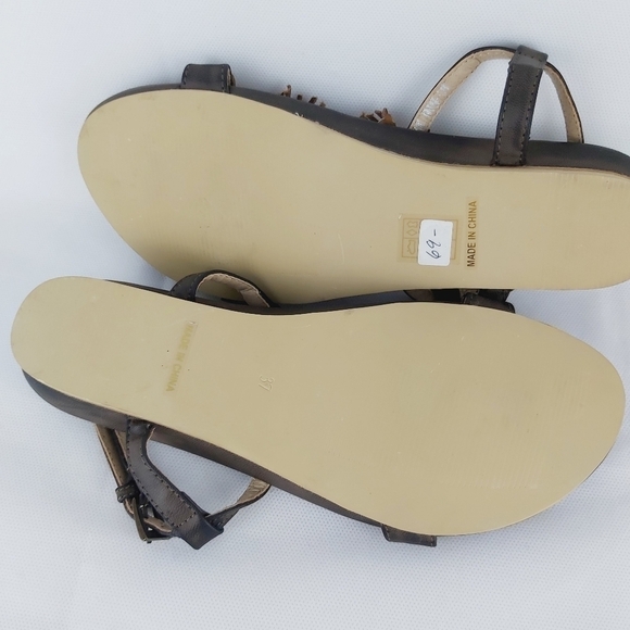 𝅺LUVSHOE'S Canada flat leather sandals size 37 flowers embellishments - Picture 11 of 11